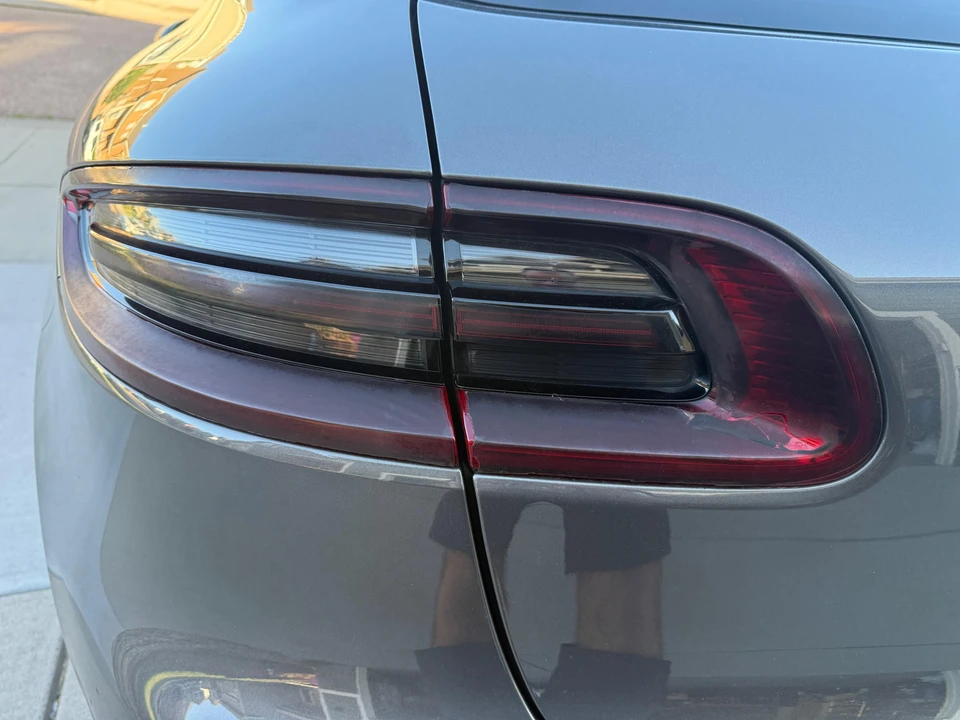 2016 Porsche Macan S - Image 10 of 31