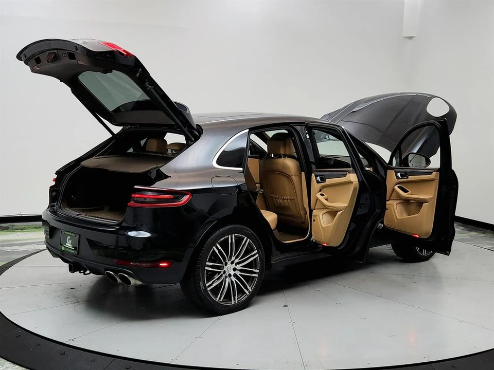 2016 Porsche Macan S - Image 11 of 12