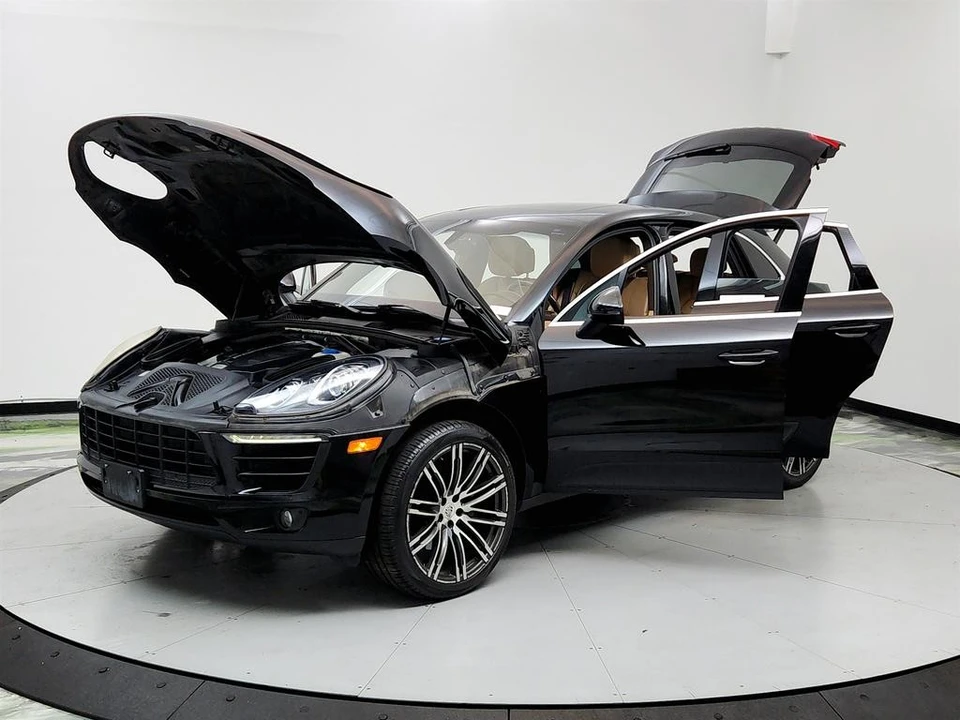 2016 Porsche Macan S - Image 9 of 12