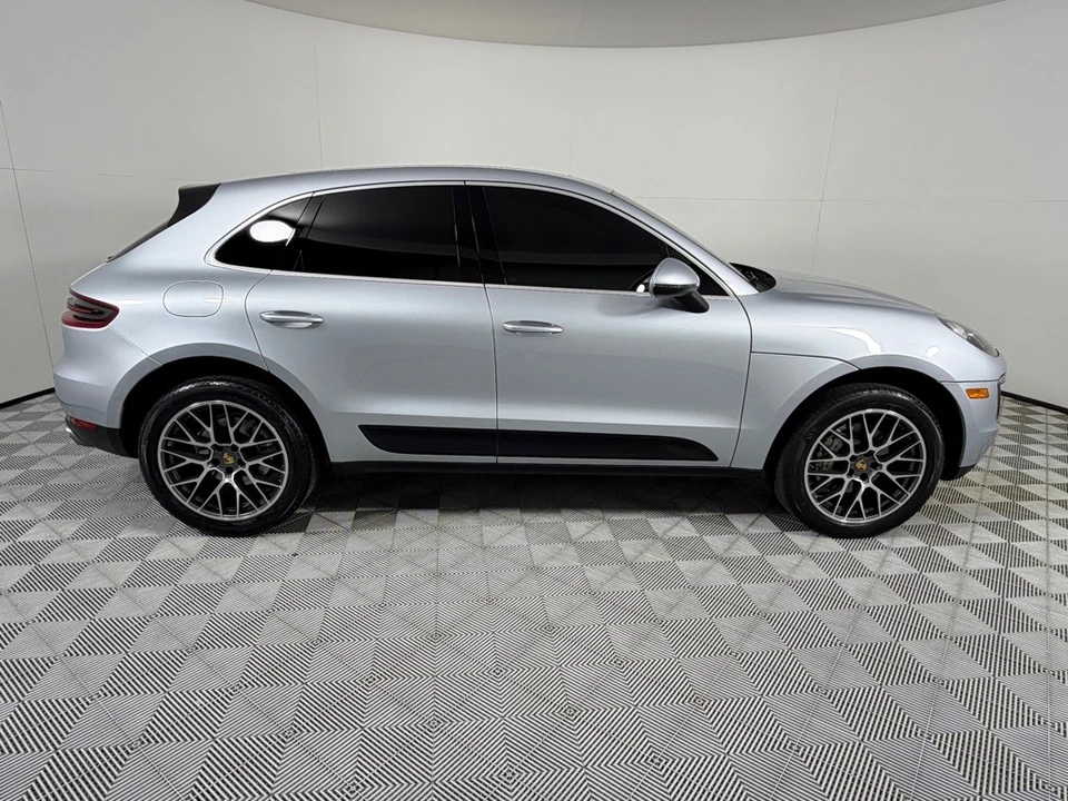2016 Porsche Macan S - Image 4 of 22