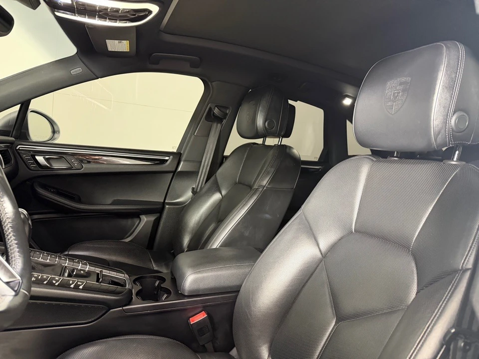 2016 Porsche Macan S - Image 11 of 22
