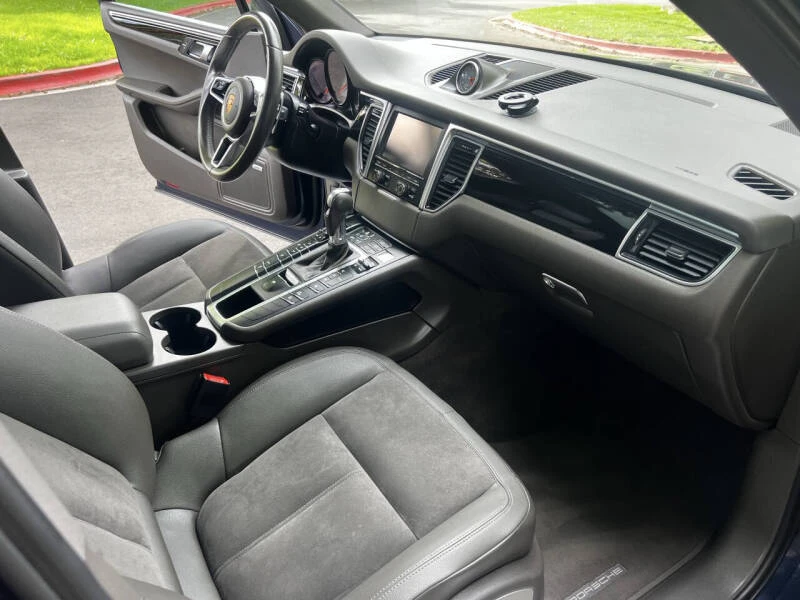 2016 Porsche Macan S - Image 8 of 16