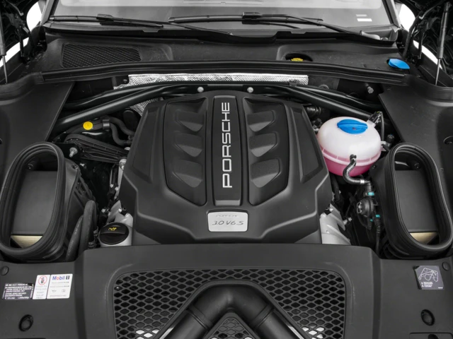 2016 Porsche Macan S - Image 12 of 16