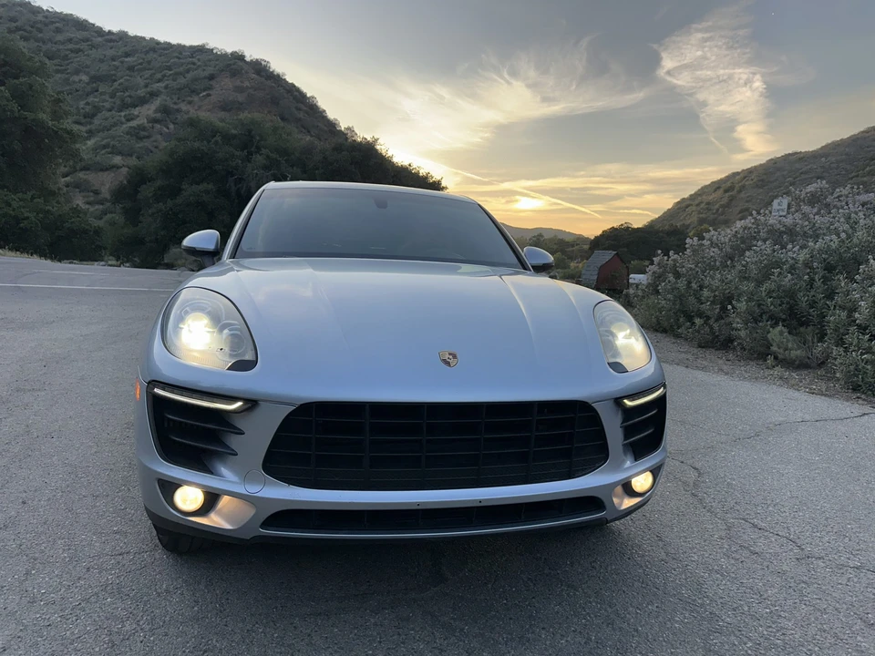 2016 Porsche Macan S - Image 8 of 31
