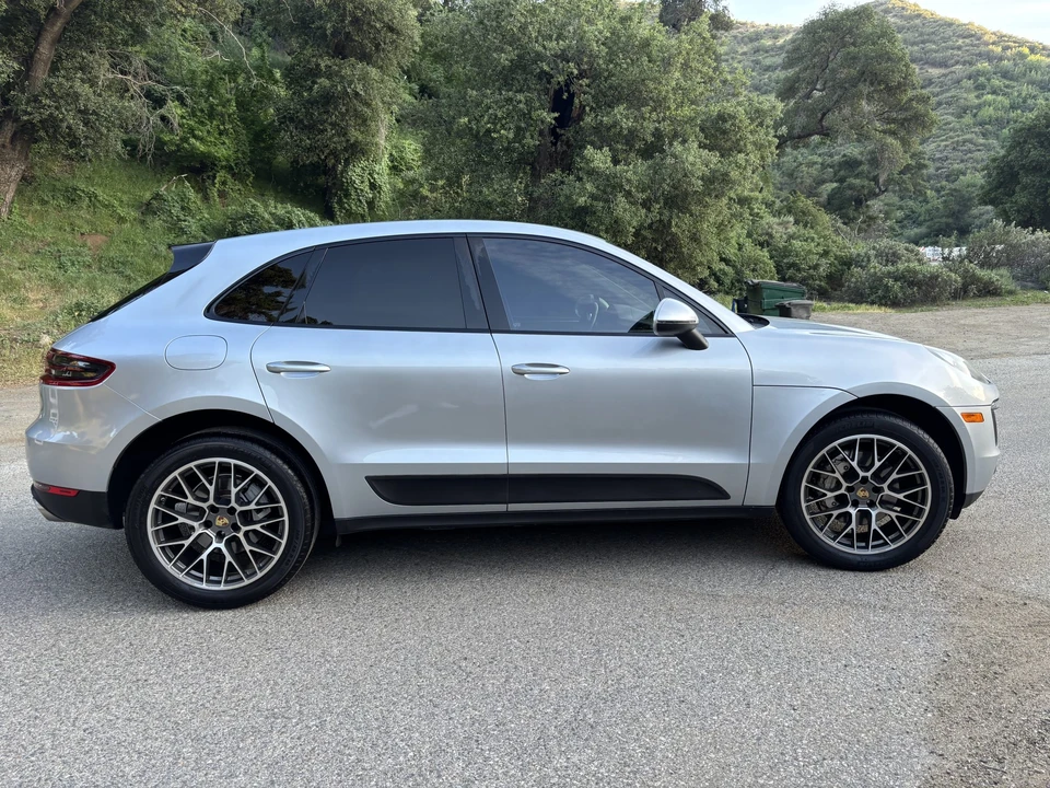 2016 Porsche Macan S - Image 19 of 31