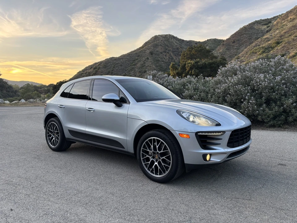 2016 Porsche Macan S - Image 16 of 31