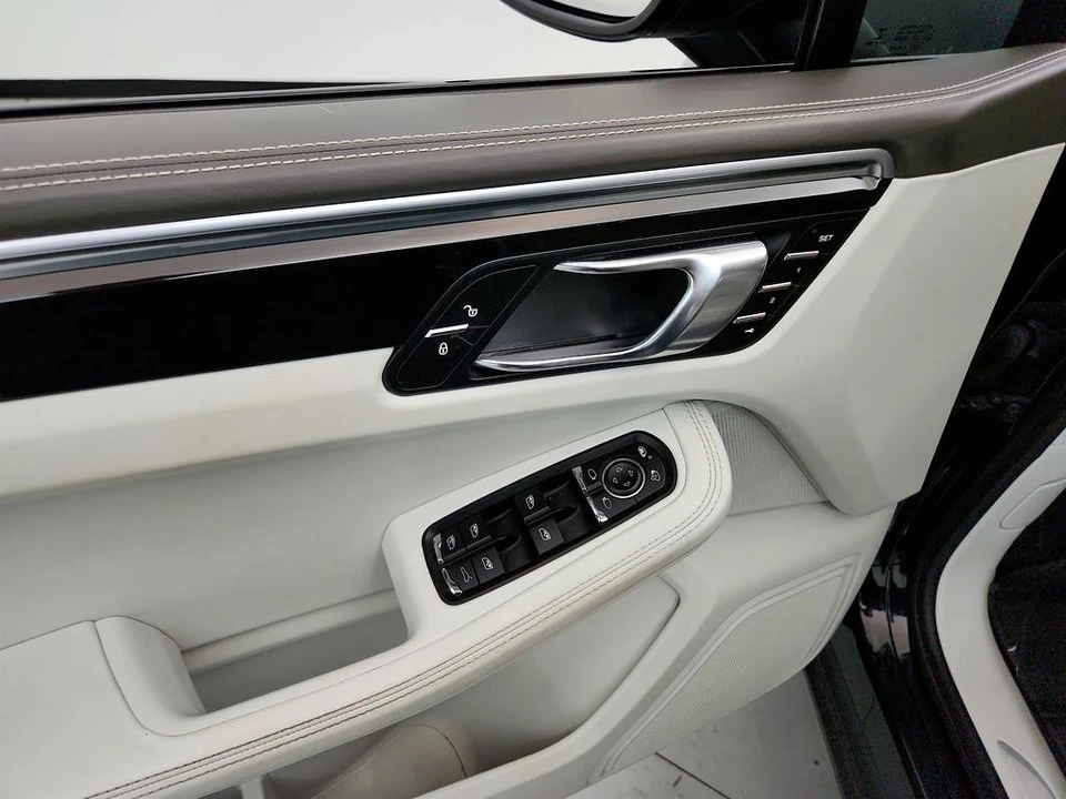 2016 Porsche Macan S - Image 21 of 21