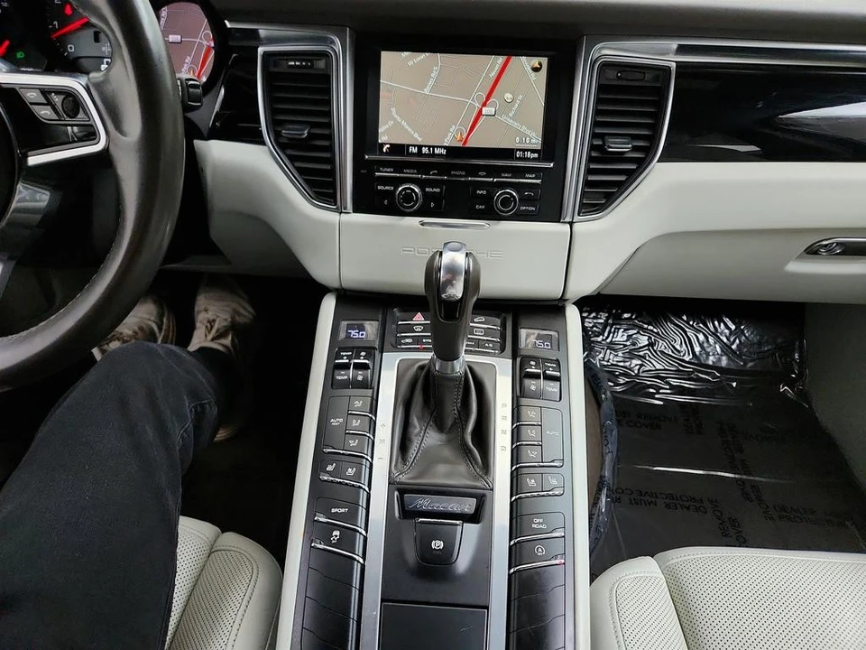 2016 Porsche Macan S - Image 21 of 21