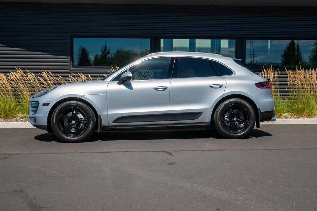 2016 Porsche Macan S - Image 2 of 5