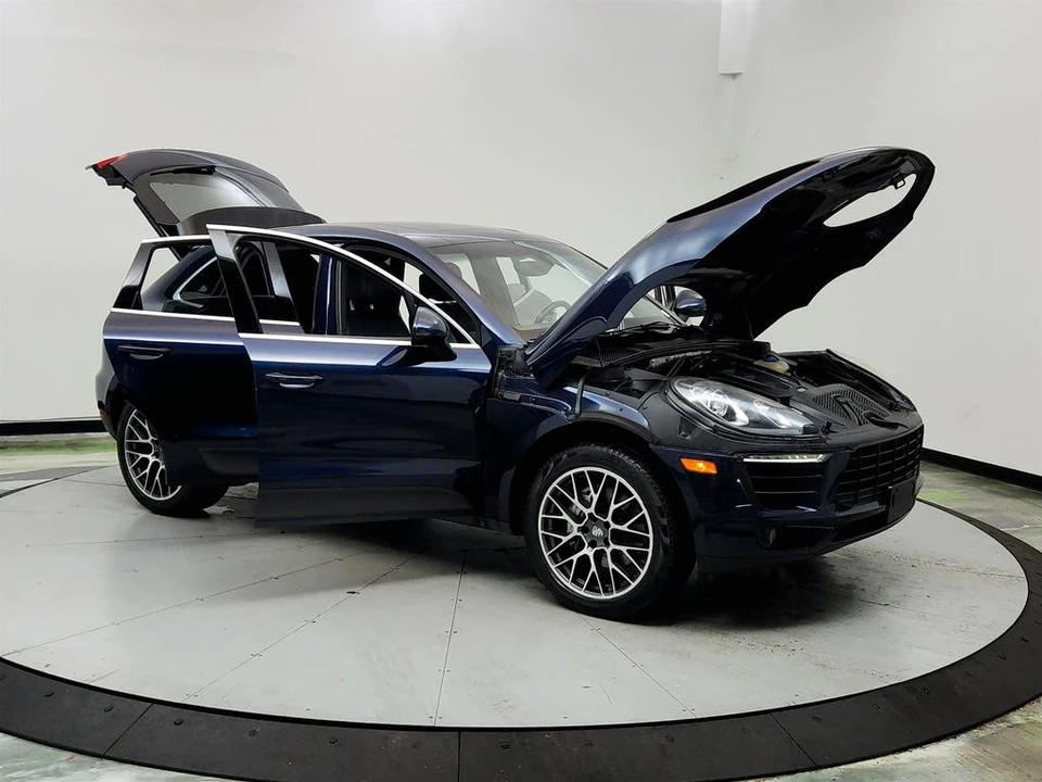 2016 Porsche Macan S - Image 10 of 31