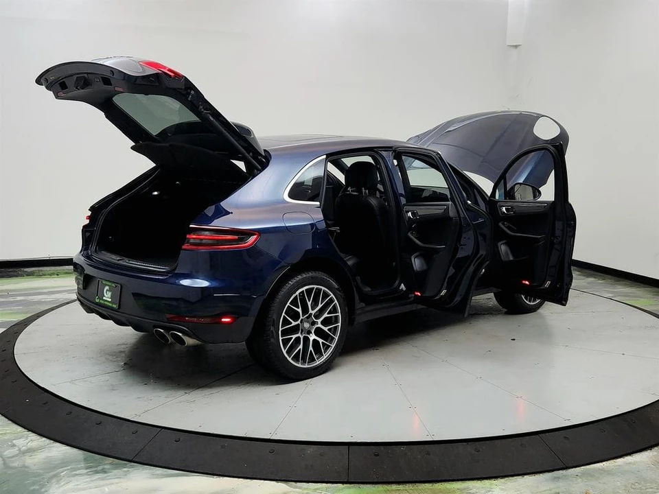 2016 Porsche Macan S - Image 11 of 31