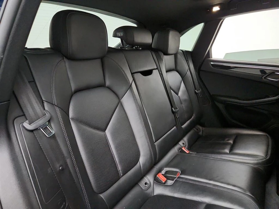 2016 Porsche Macan S - Image 30 of 31
