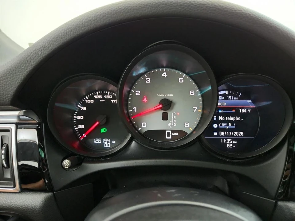 2016 Porsche Macan S - Image 17 of 31