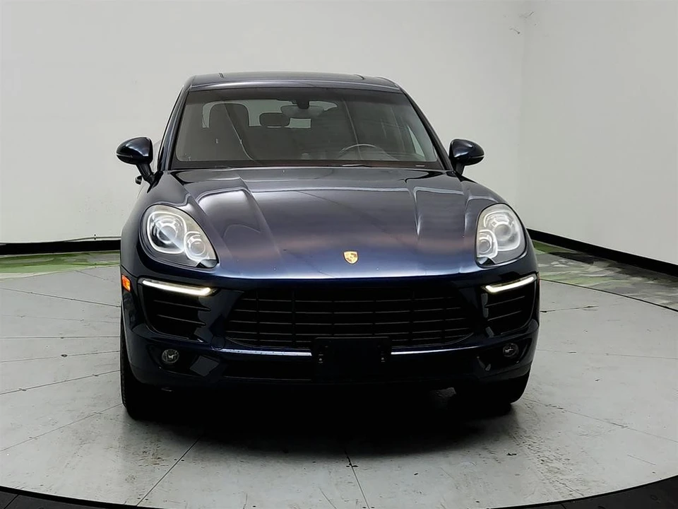 2016 Porsche Macan S - Image 2 of 31