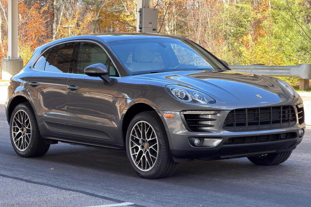2016 Porsche Macan S - Image 9 of 31