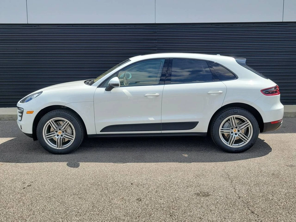 2016 Porsche Macan S - Image 2 of 5