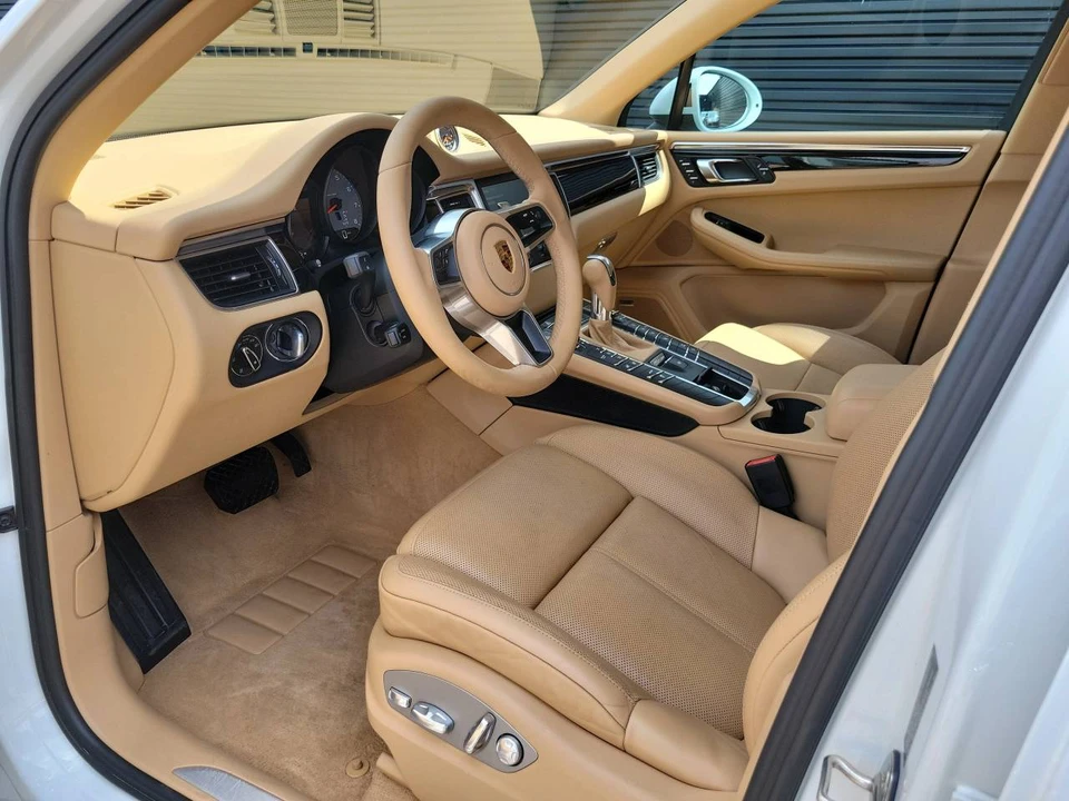 2016 Porsche Macan S - Image 3 of 5