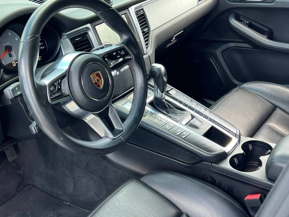 2016 Porsche Macan S - Image 4 of 5
