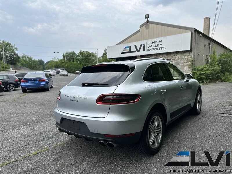 2016 Porsche Macan S - Image 9 of 20