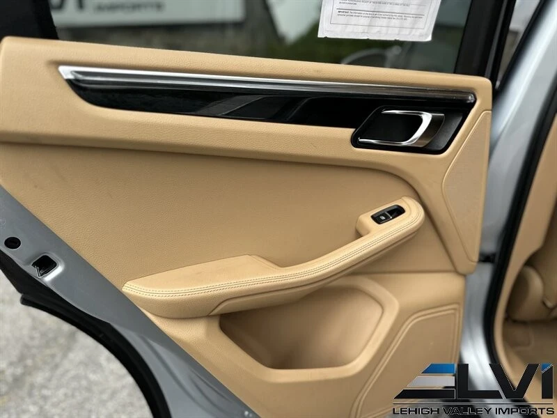 2016 Porsche Macan S - Image 19 of 20