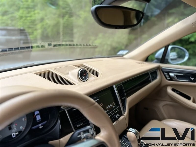 2016 Porsche Macan S - Image 17 of 20