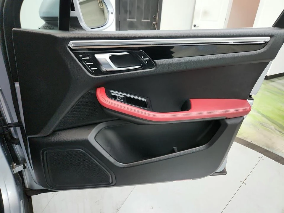 2016 Porsche Macan S - Image 29 of 31