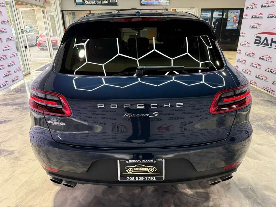 2016 Porsche Macan S - Image 10 of 21