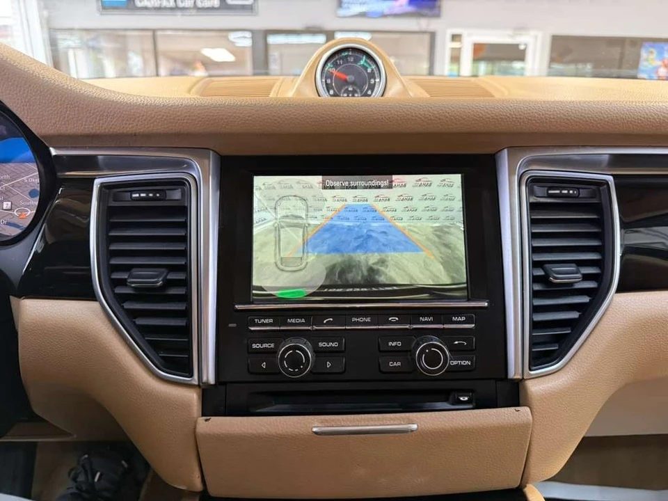 2016 Porsche Macan S - Image 18 of 21