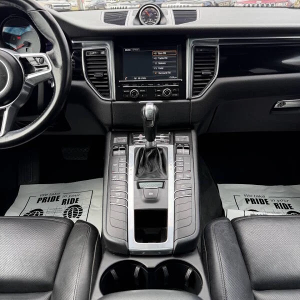 2016 Porsche Macan S - Image 23 of 31