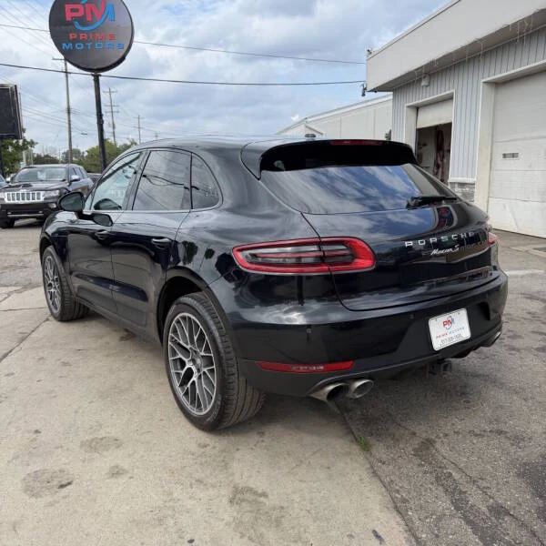 2016 Porsche Macan S - Image 13 of 31
