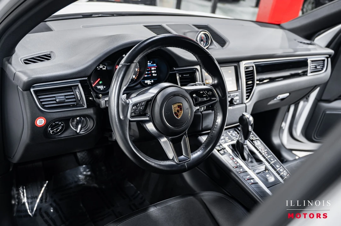 2016 Porsche Macan S - Image 19 of 21