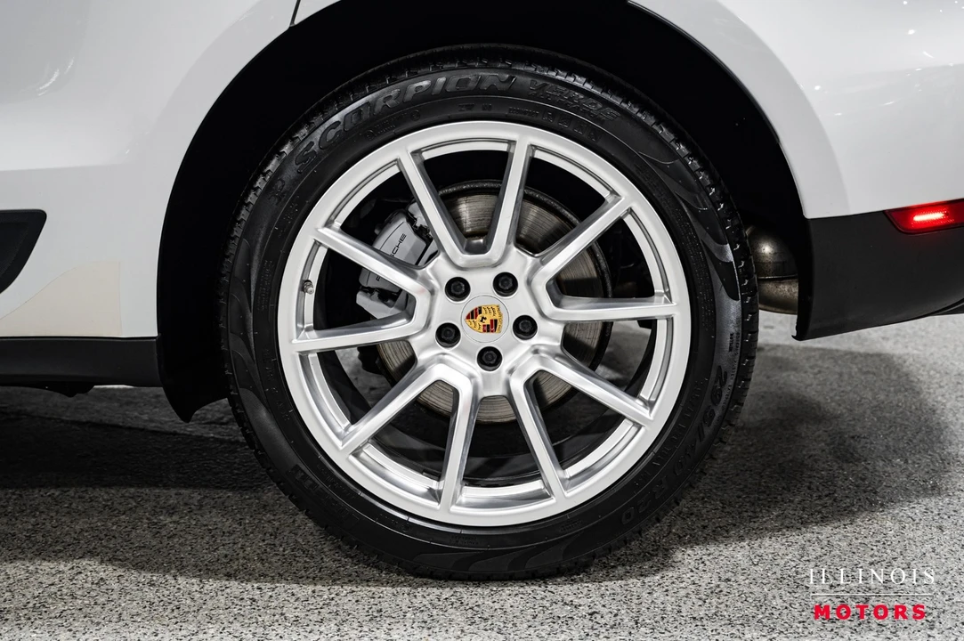 2016 Porsche Macan S - Image 11 of 21