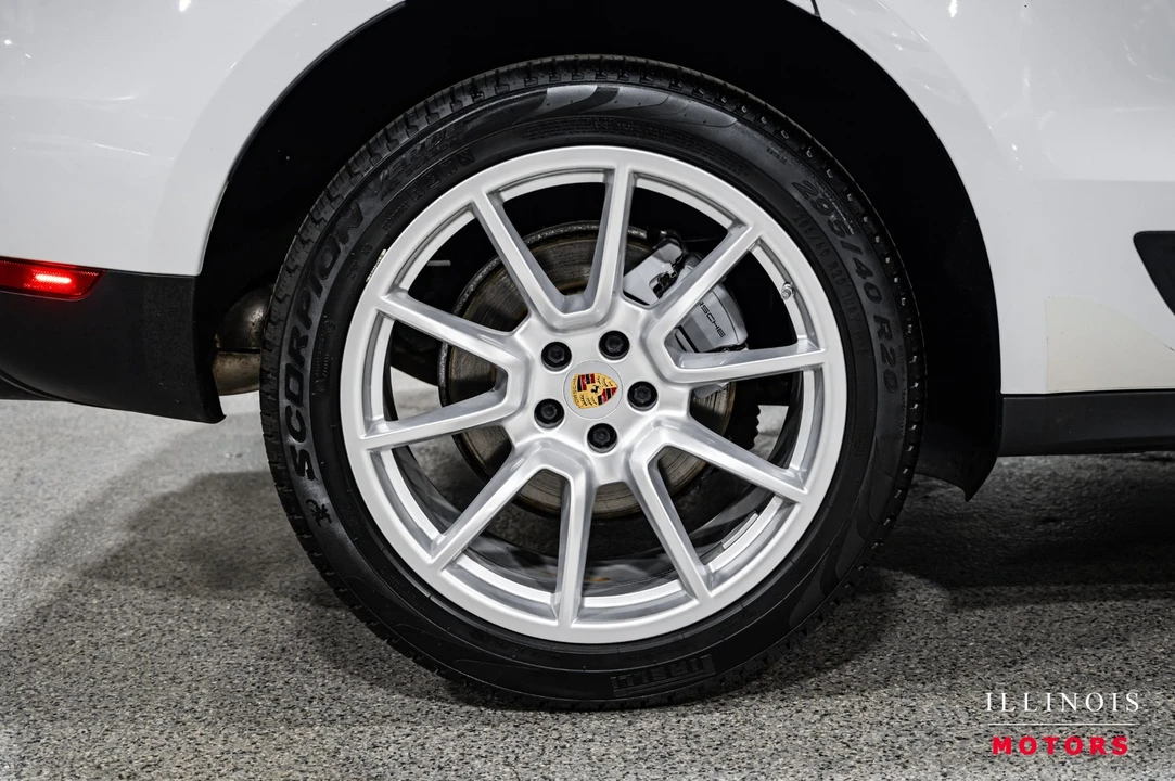 2016 Porsche Macan S - Image 12 of 21