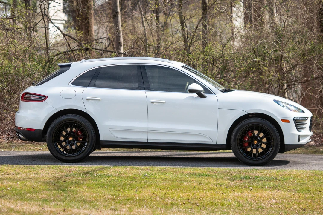 2016 Porsche Macan S - Image 3 of 31