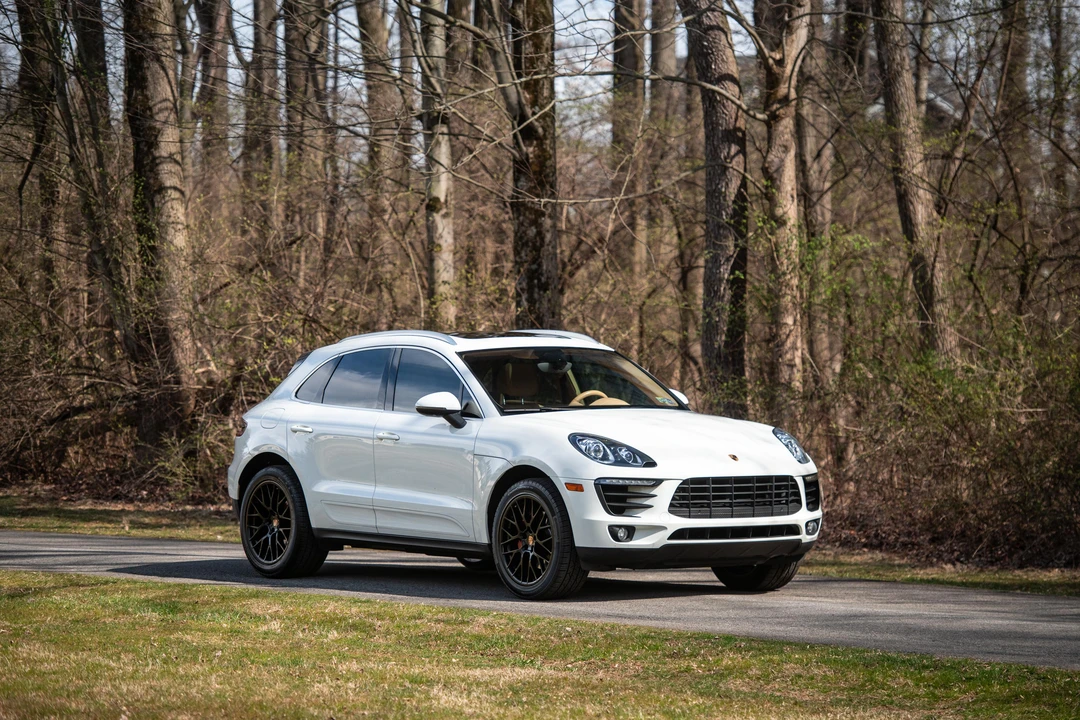 2016 Porsche Macan S - Image 24 of 31