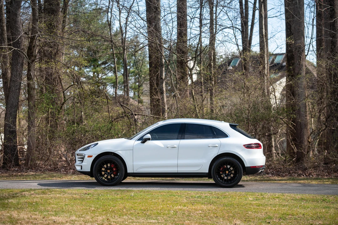 2016 Porsche Macan S - Image 10 of 31
