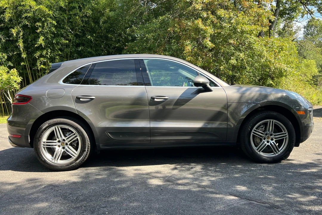 2016 Porsche Macan S - Image 3 of 31