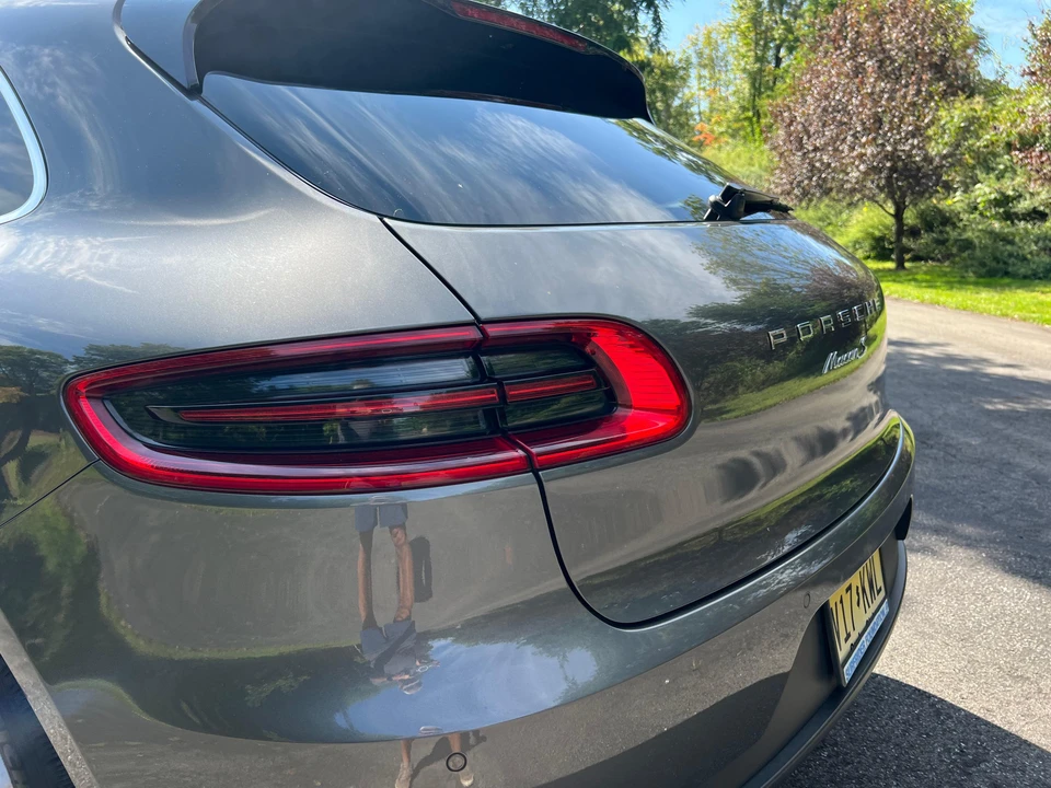 2016 Porsche Macan S - Image 18 of 31