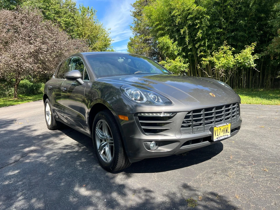 2016 Porsche Macan S - Image 10 of 31
