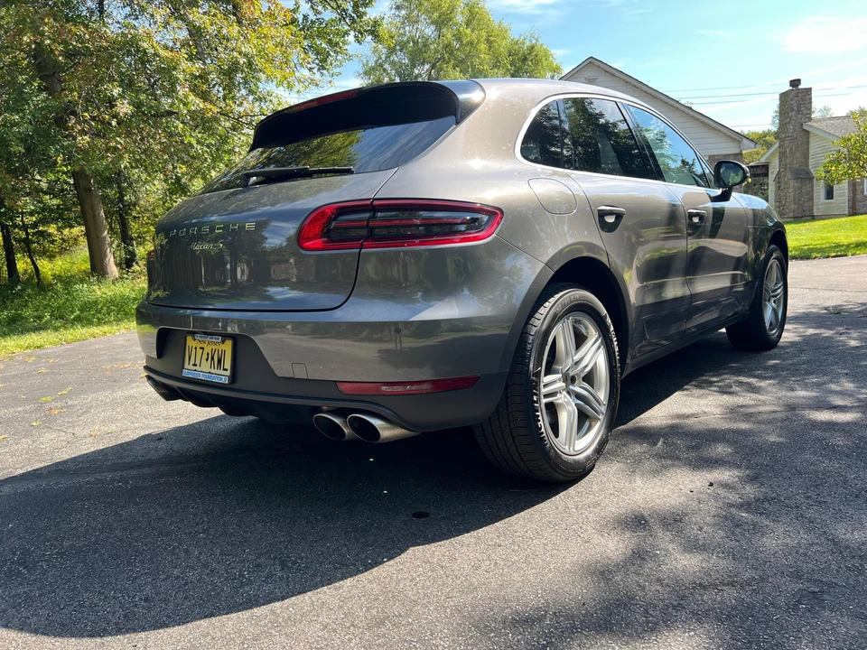 2016 Porsche Macan S - Image 9 of 31