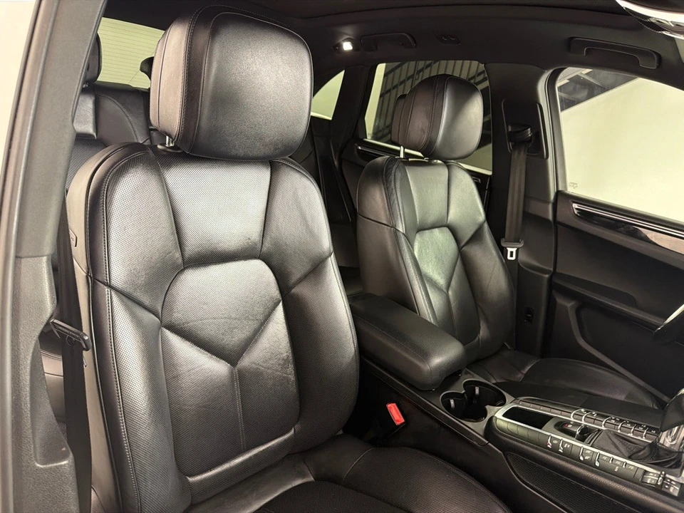 2016 Porsche Macan S - Image 27 of 29