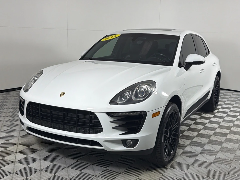 2016 Porsche Macan S - Image 10 of 29