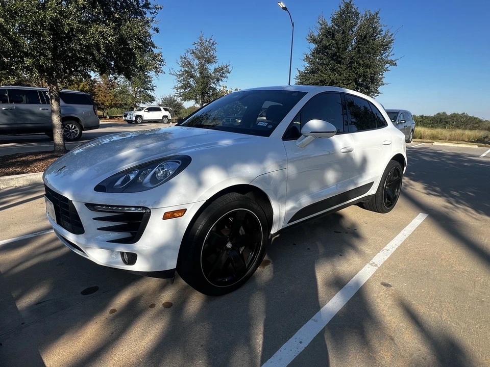 2016 Porsche Macan S - Image 2 of 21