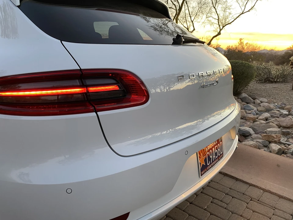 2016 Porsche Macan S - Image 24 of 31