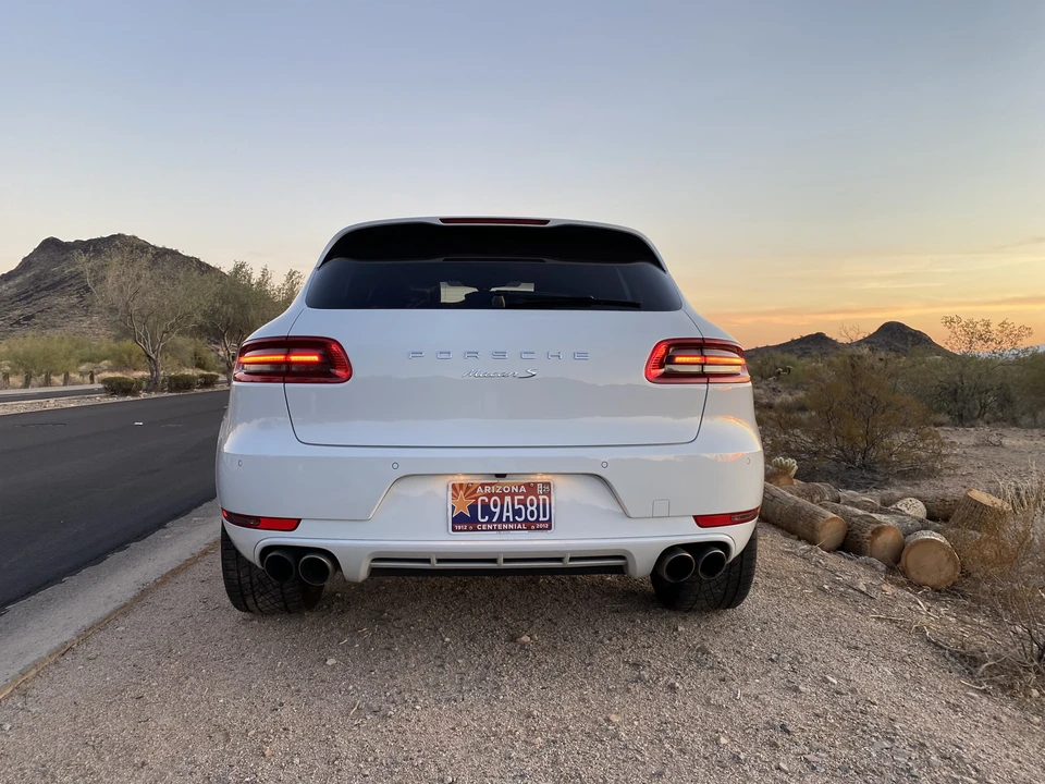 2016 Porsche Macan S - Image 9 of 31