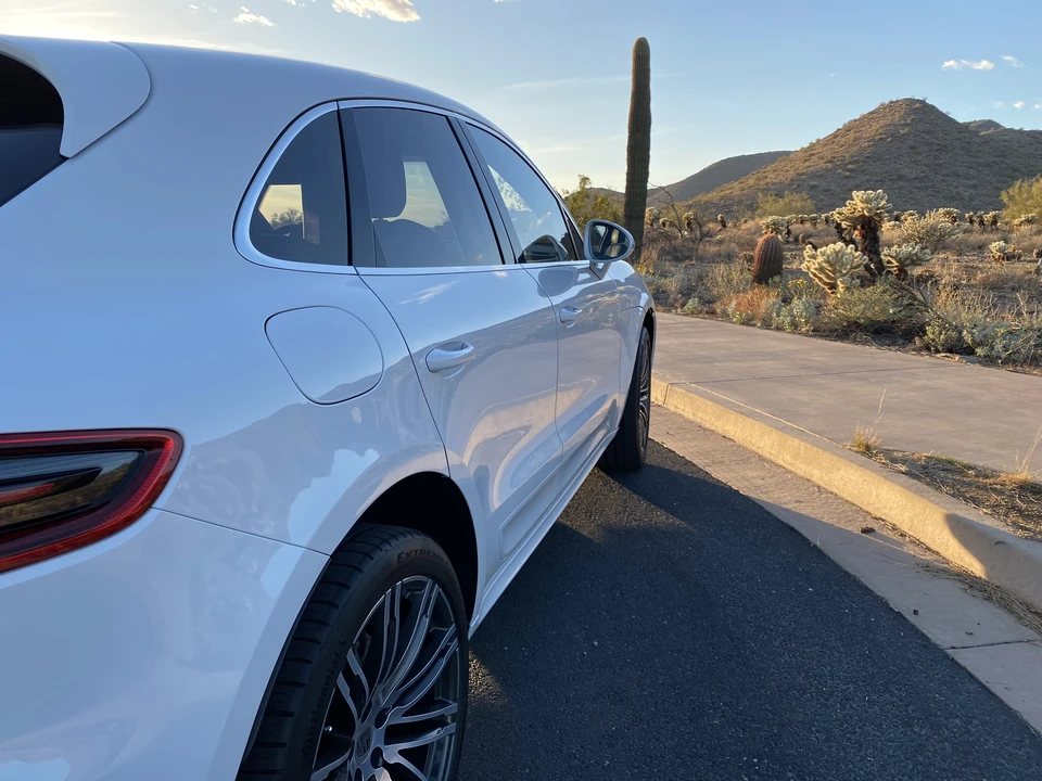 2016 Porsche Macan S - Image 25 of 31