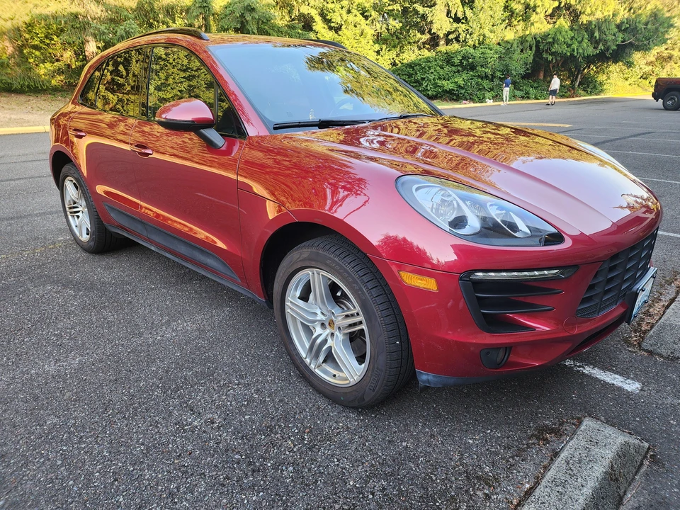 2016 Porsche Macan S - Image 18 of 31
