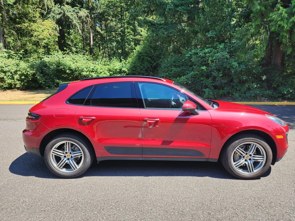 2016 Porsche Macan S - Image 10 of 31