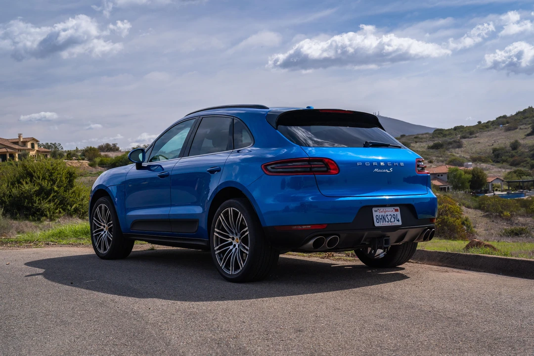 2016 Porsche Macan S - Image 12 of 31