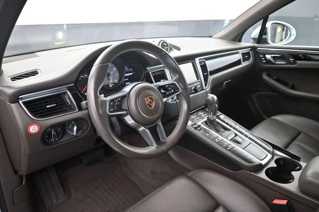 2016 Porsche Macan S - Image 4 of 5